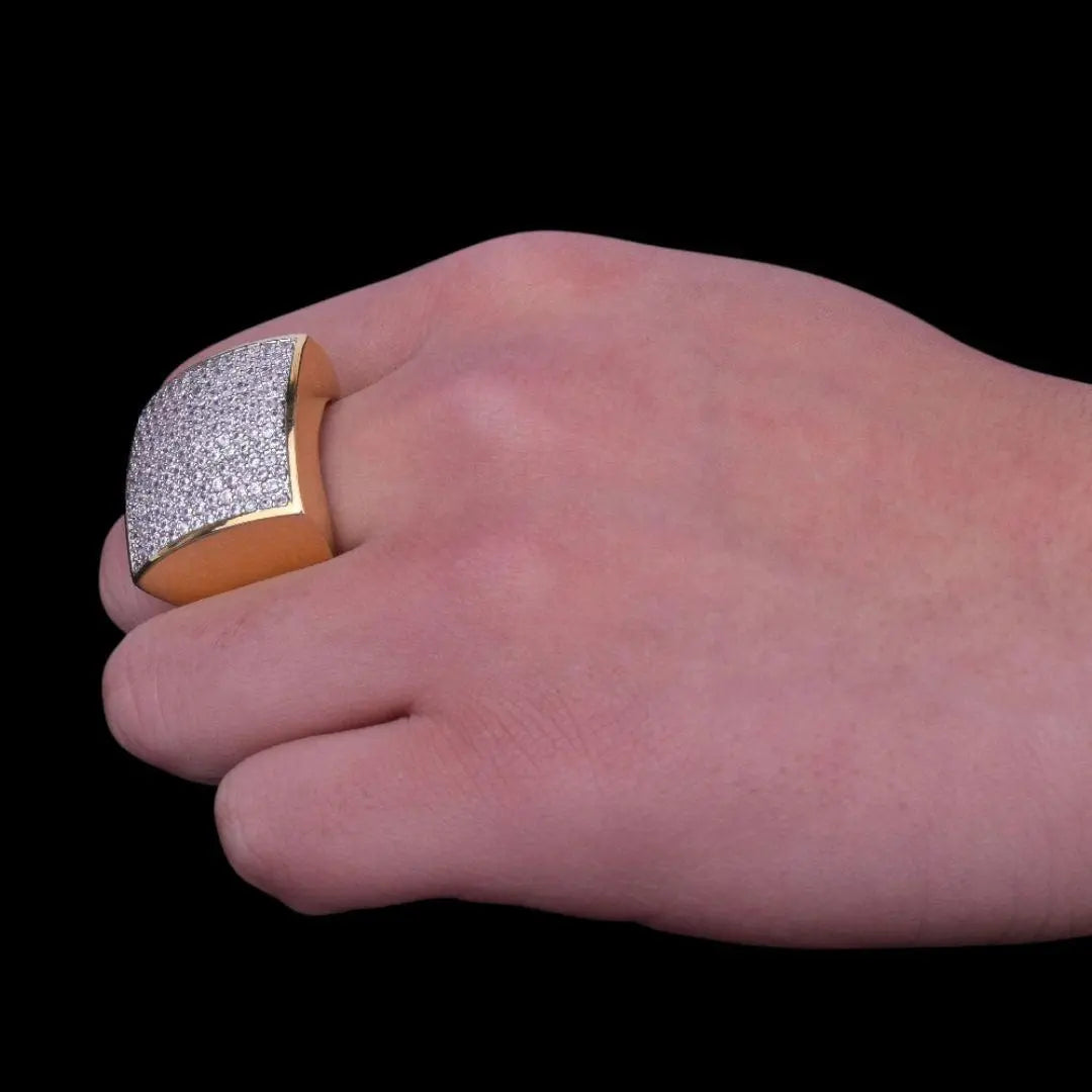Oval Square Iced Out Ring - Cartice™LuxuryJewelryGoldSilverWatchBraceletNecklaceChainIced-outCubanMoissaniteTarnish-freeStainlessDurablePremiumShinePlatedStatementDiamondAffordable