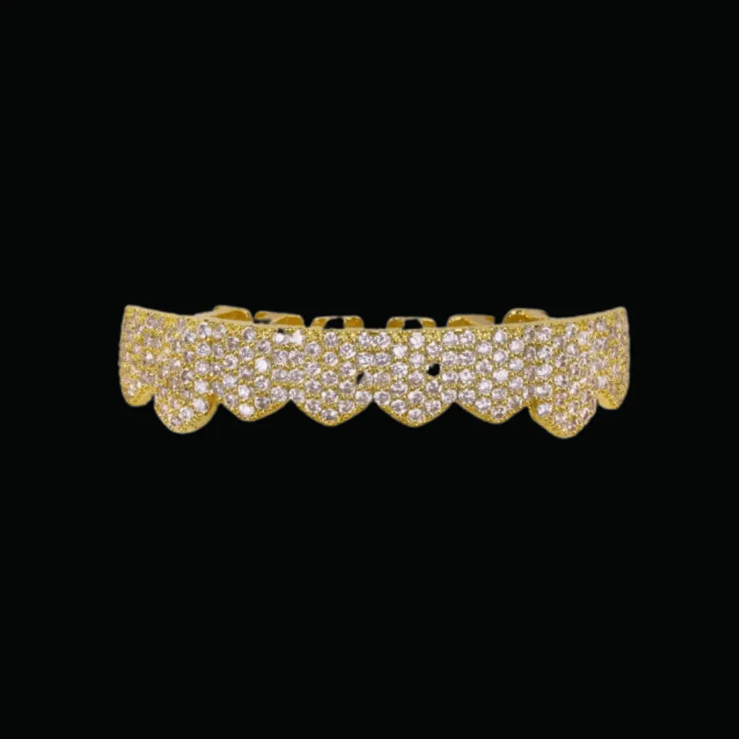 8 Teeth Fang Mouth Iced Out Grillz