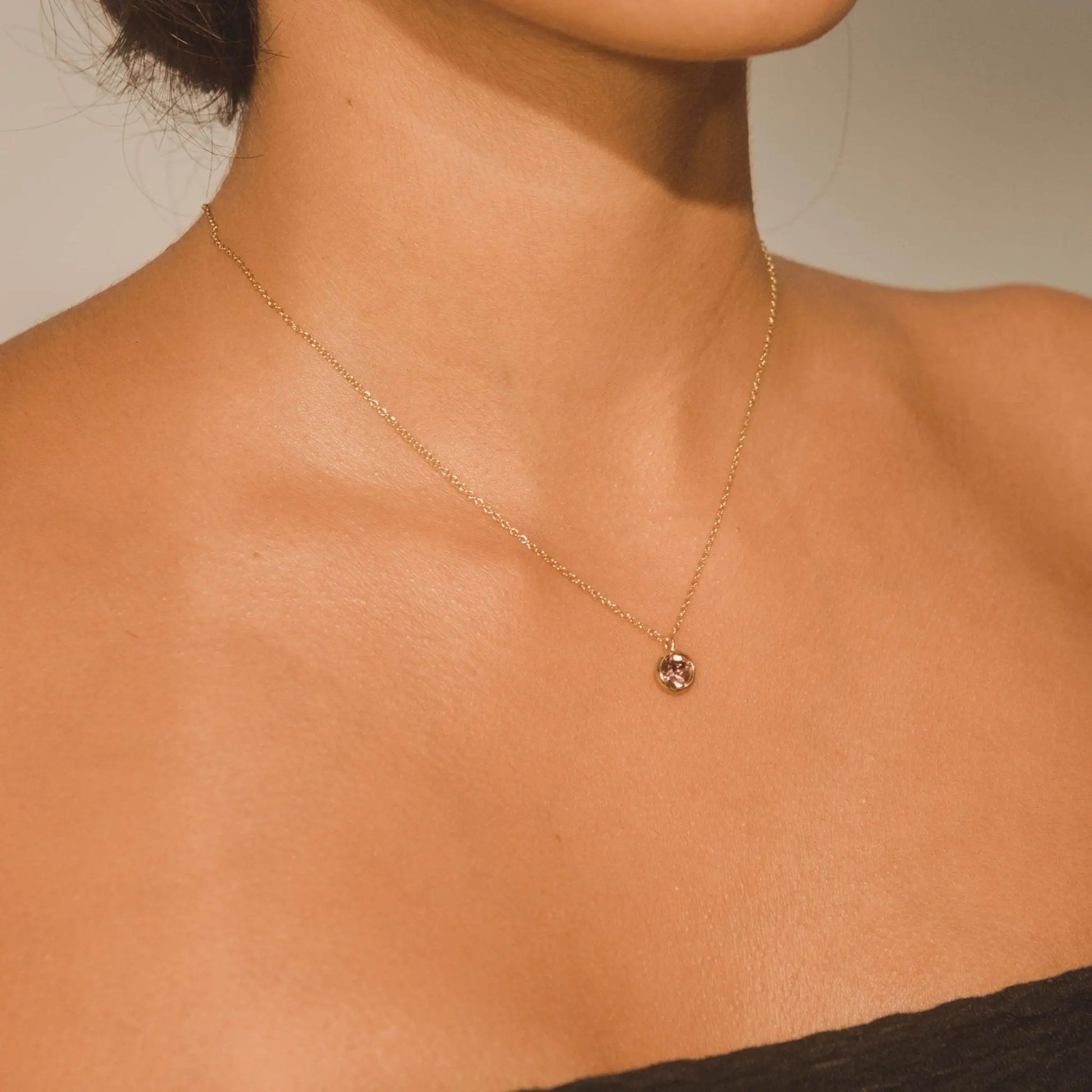 Gemstone Necklace - Light Amethyst - Cartice™LuxuryJewelryGoldSilverWatchBraceletNecklaceChainIced-outCubanMoissaniteTarnish-freeStainlessDurablePremiumShinePlatedStatementDiamondAffordable